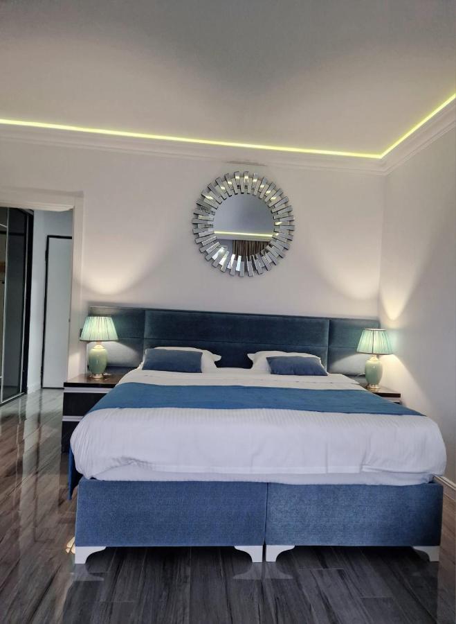 White Tower - Private Studio 106 Mamaia Kültér fotó